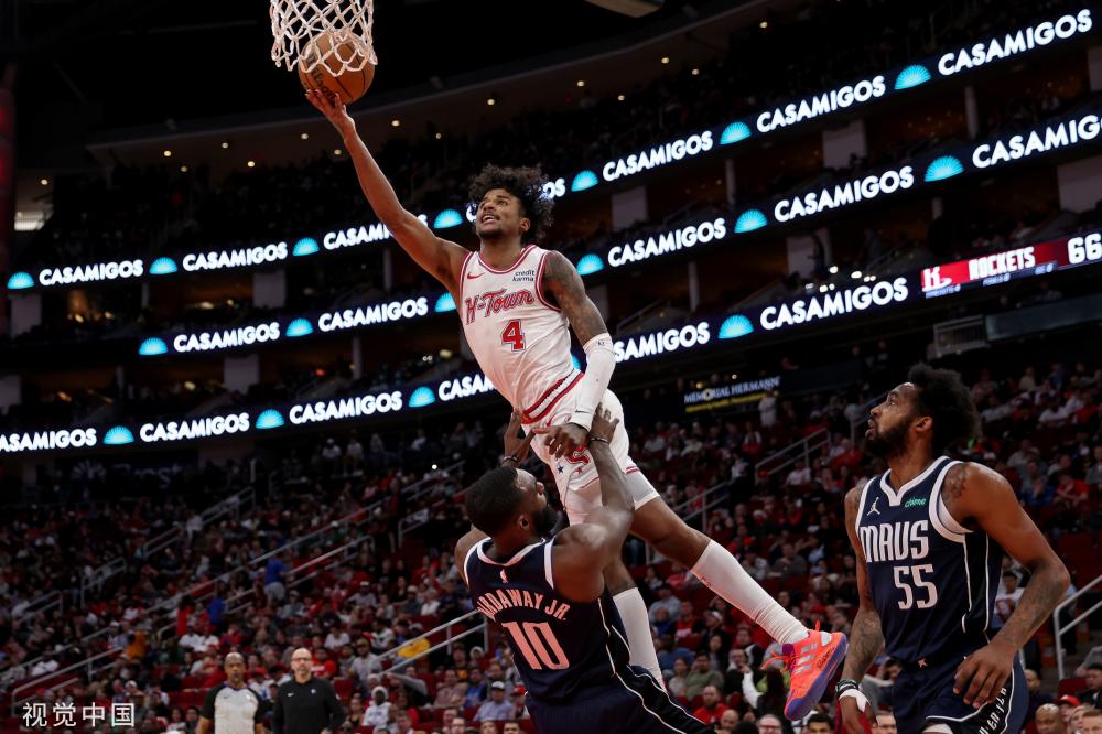 22岁的左 22岁的左