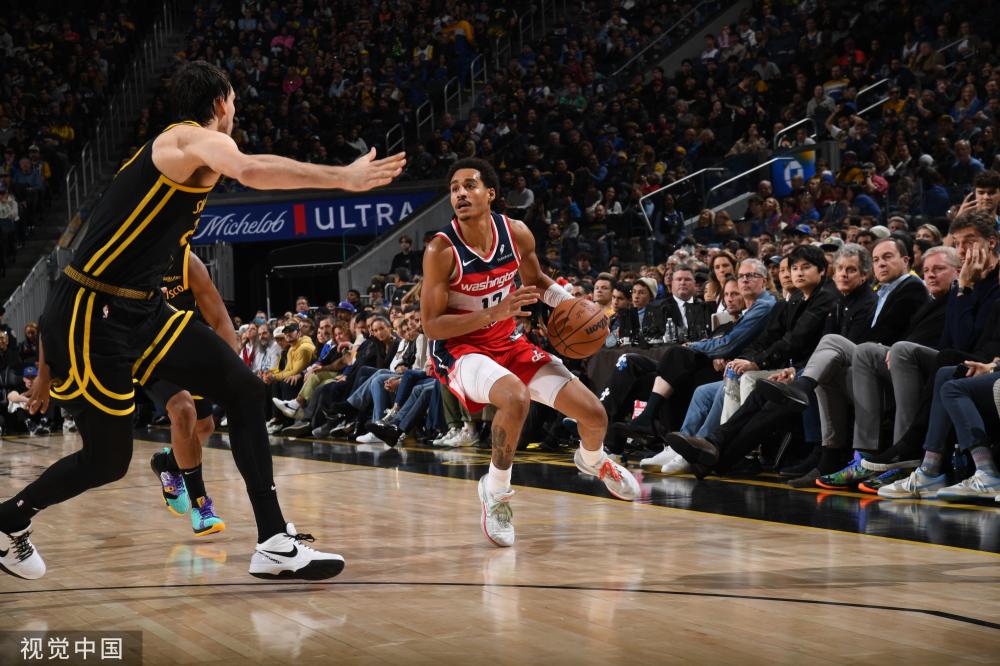 优异成绩并 优异成绩并